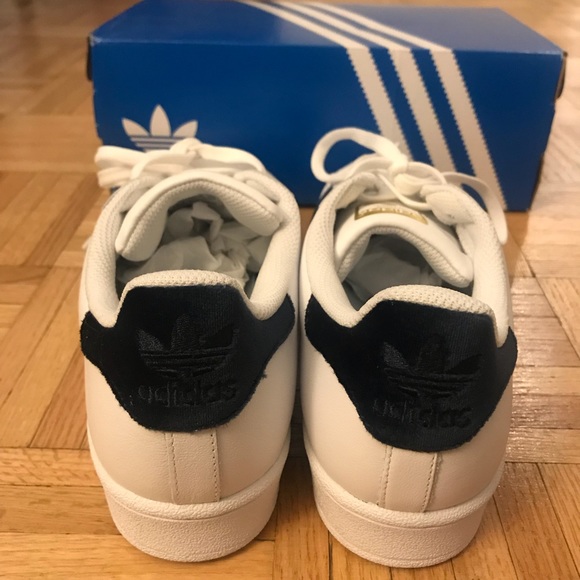 NWOT Adidas Superstar Sneaker with velvet stripes - Picture 6 of 7
